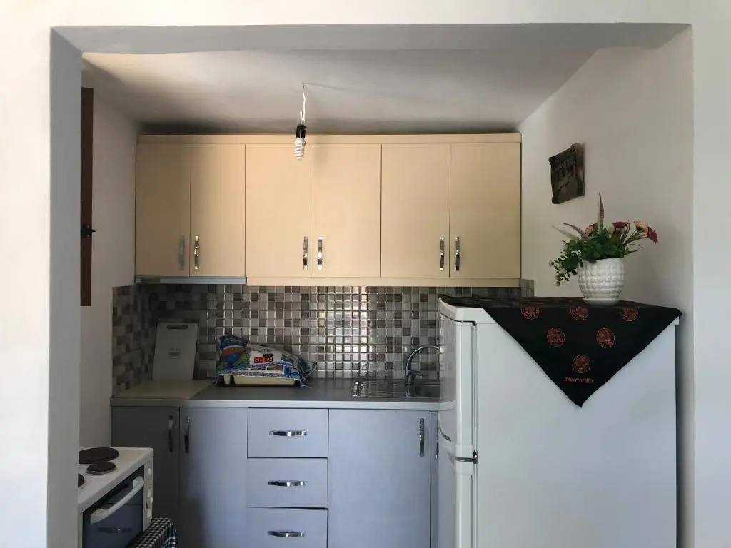 Oni Apartments