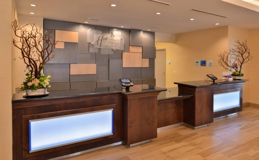 Holiday Inn Express & SuitesLoma Linda- San Bernardino S
