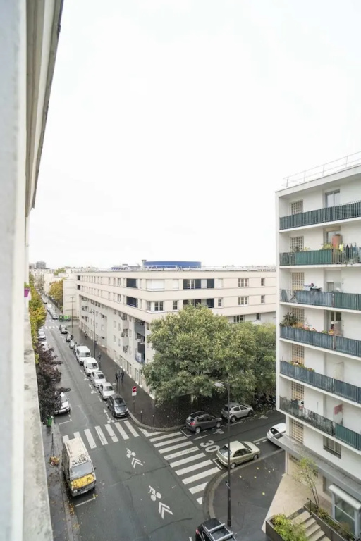 Hostnfly Apartments - Beautiful Bright Studio Near Père Lachaise