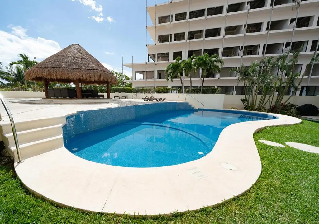 Condo Sol 6 - 3 Bedroom Condo Only 1 Block from Coco Beach - At Luna Maya Condos