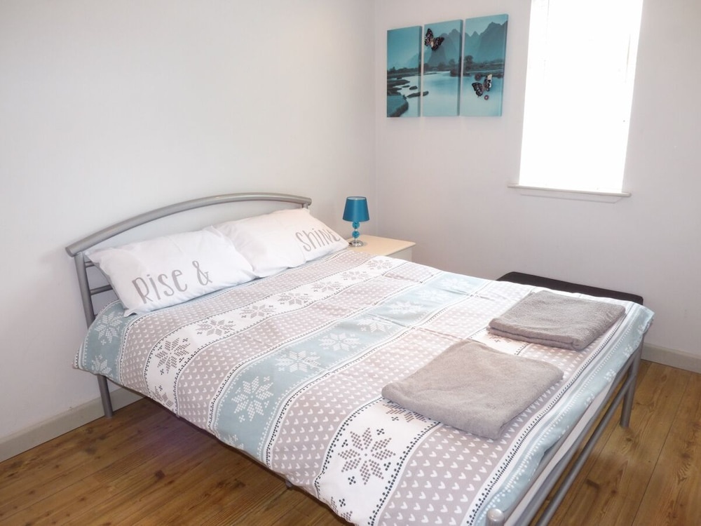 14 Dartmoor Lodges