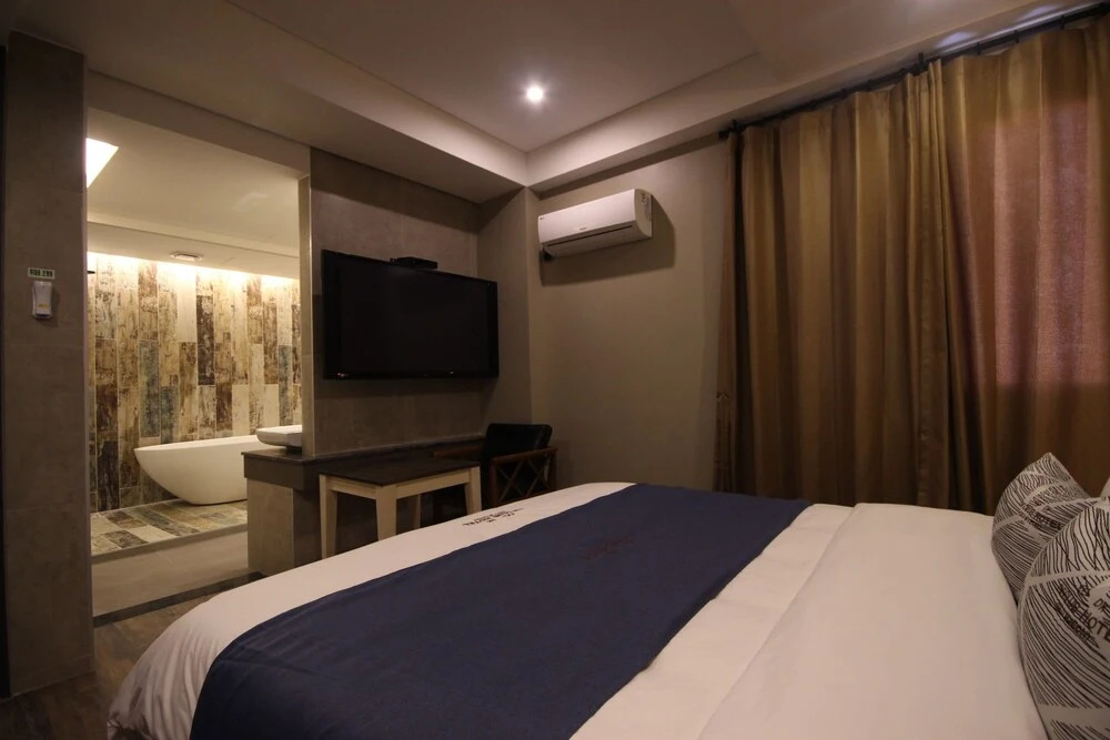 Club Hotel Seomyeon