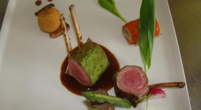 Hôtel Restaurant N 4