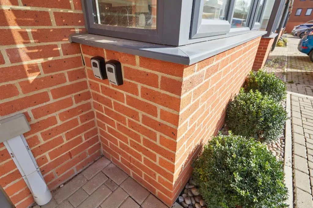 Royal Derby Hospital 3 bed Town House