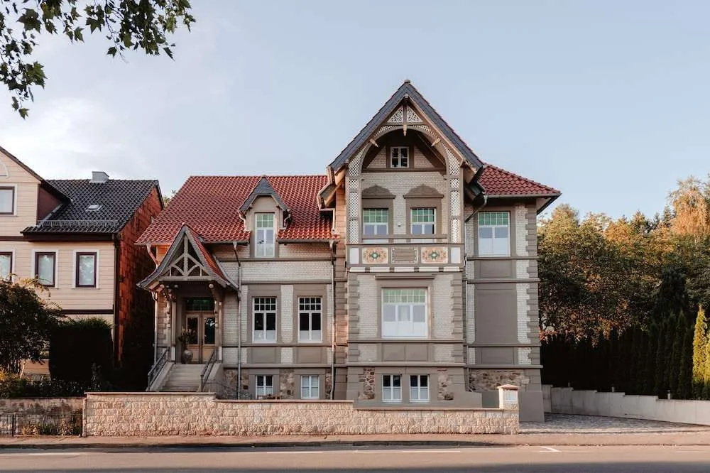 First Wohnen GmbH