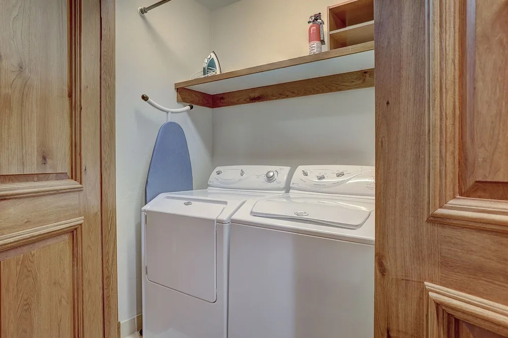 4br Ski In/ski Out The Top Of Bachelor Gulch 4 Bedroom Condo by RedAwning
