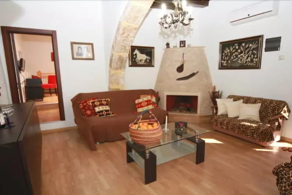 Fotini House