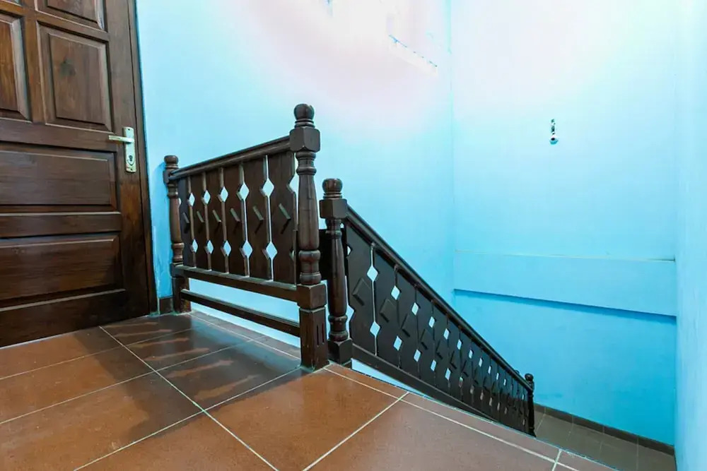 RedDoorz near Puro Mangkunegaran