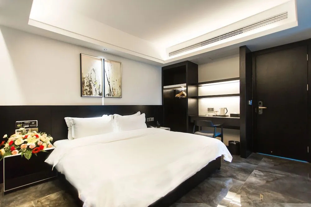 Niuguanjia Modern Hotel