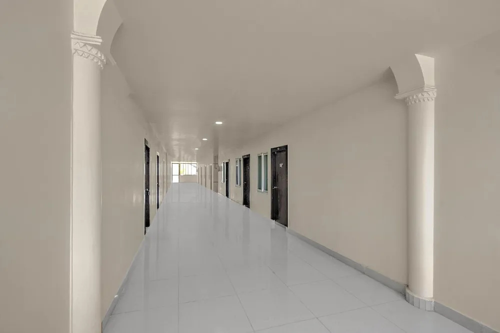 Townhouse Kurnool Bus Terminal