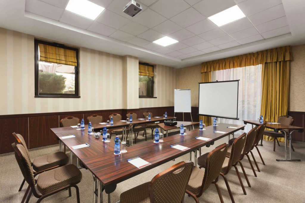 Ramada Hotel & Suites by Wyndham Bucharest North