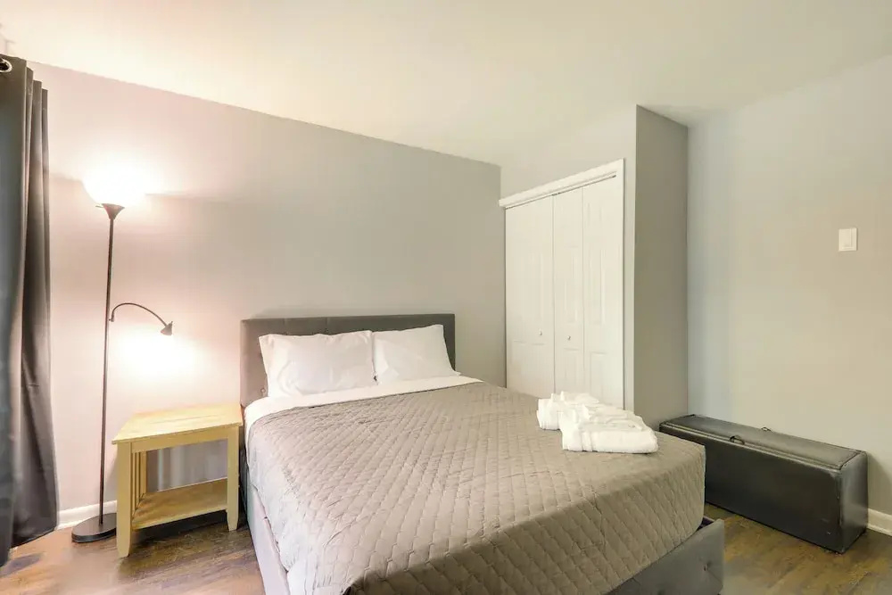 1 Mi to Dtwn & Uga: Condo w/ Pool in Athens!
