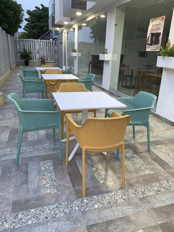 Hotel Mayales Plaza