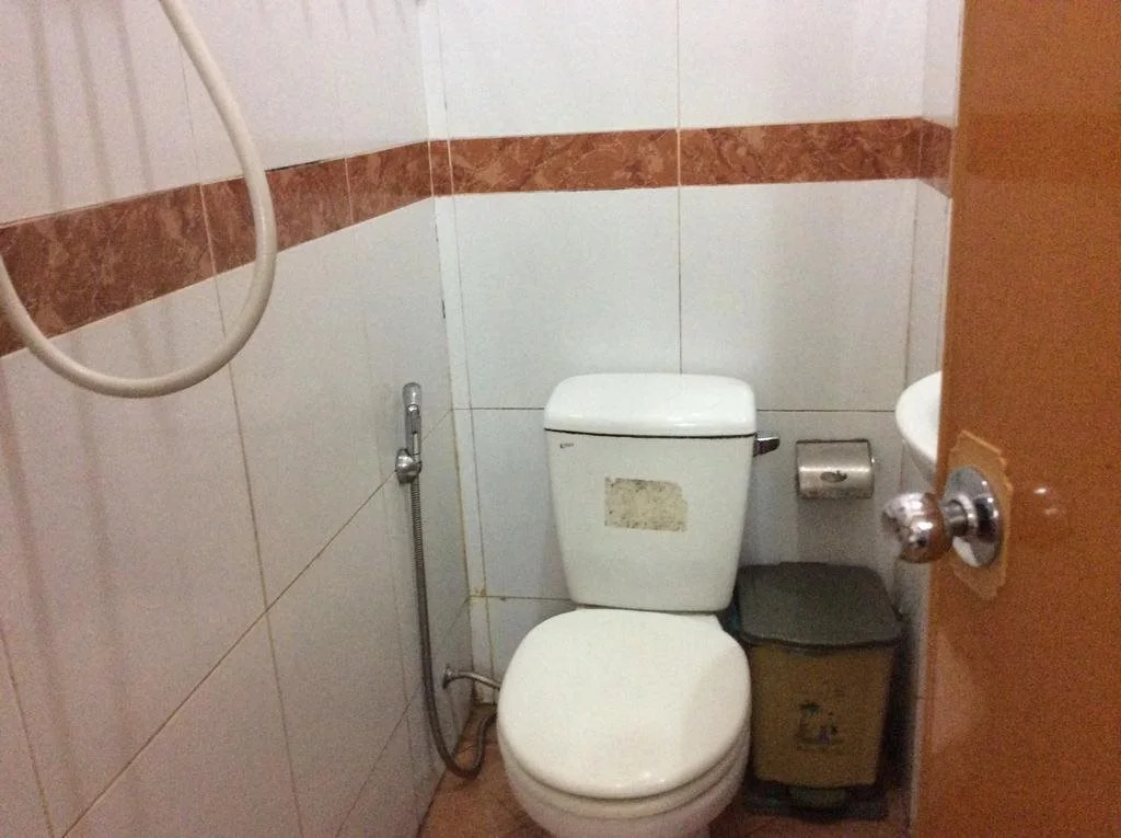 Hoan Cau Hotel