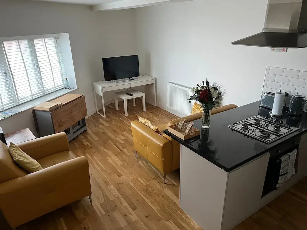 Seaside Cottage Escape in Paignton - Sleeps 4