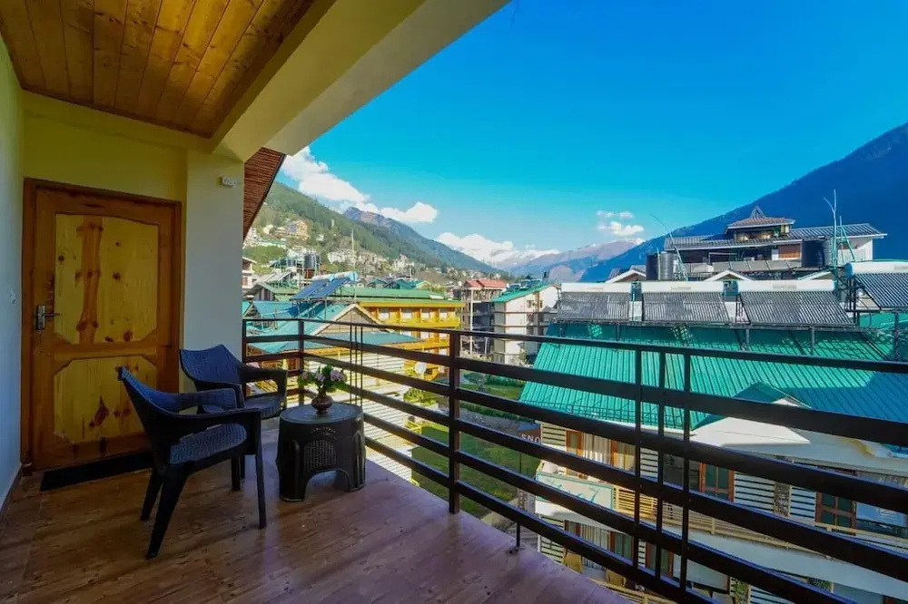 T & D Resorts