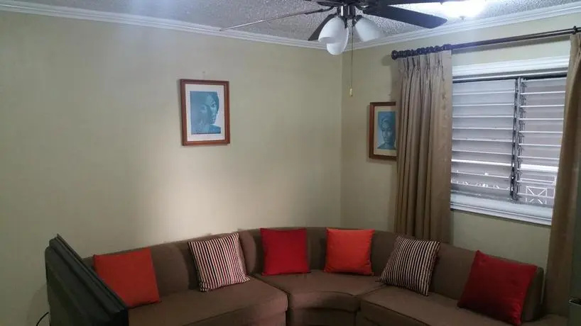 The Oasis at Oaklands Apartment 2