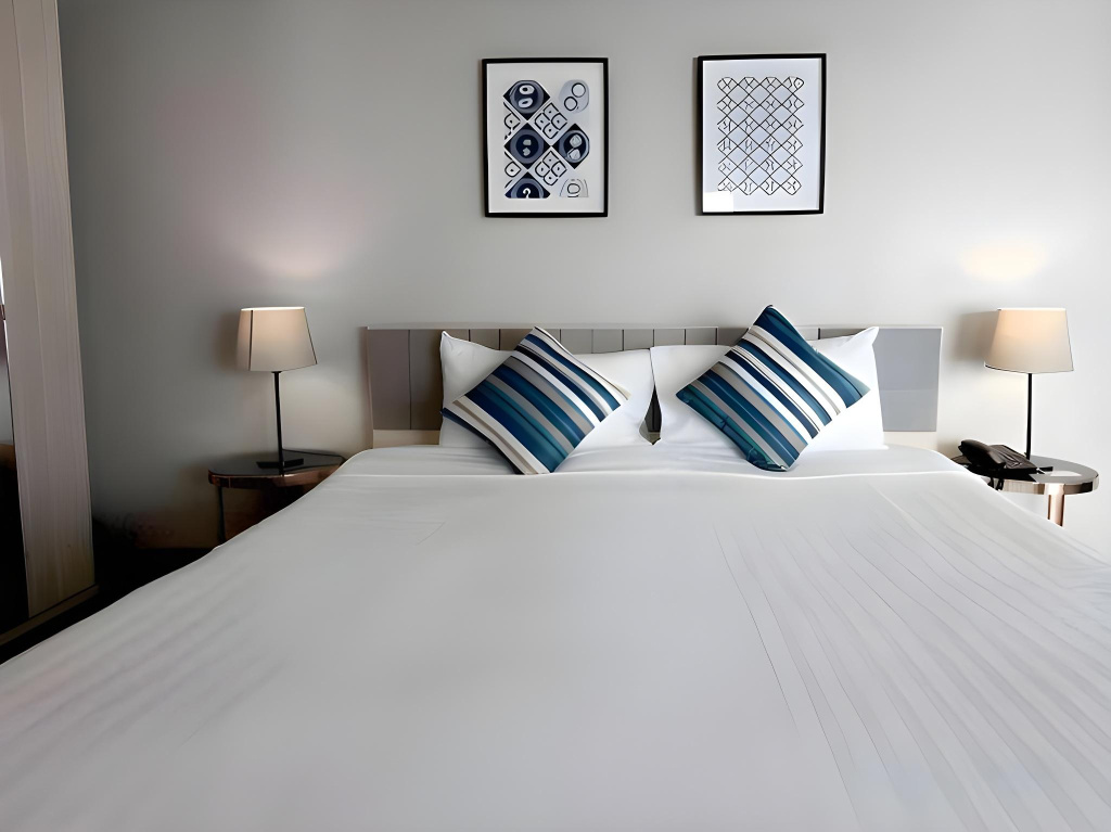 Samran Place Hotel
