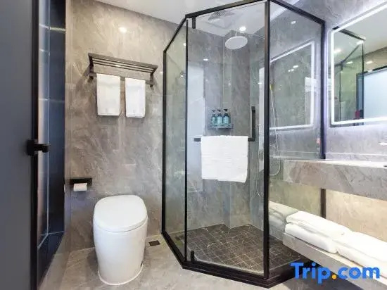 Siji Guangying · This Aurora · Yijing Resort Hotel (Xinduqiao Town)