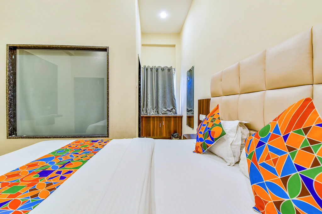 FabHotel Dosa Plaza