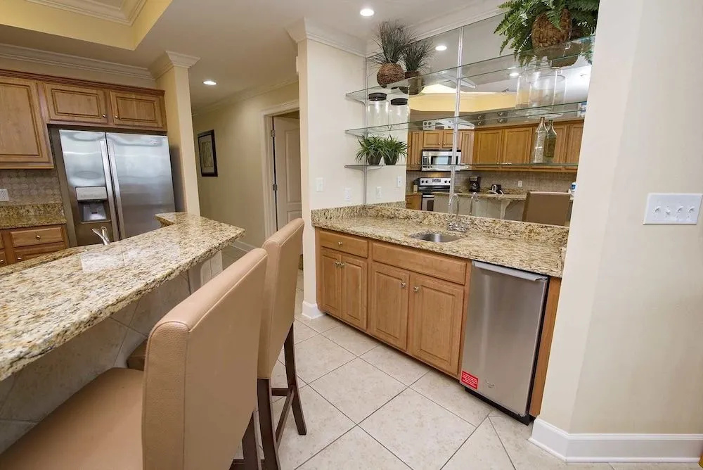 Phoenix West II 2807 3 Bedrooms 4 Bathrooms Condo