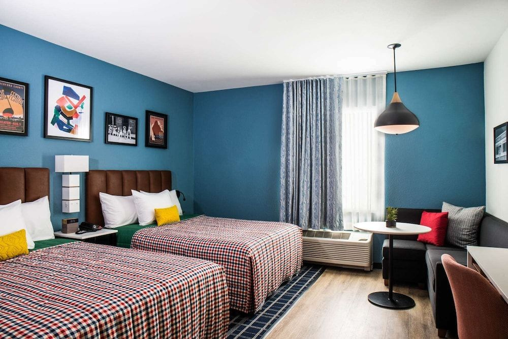 Uptown Suites Extended Stay Denver CO -Westminster
