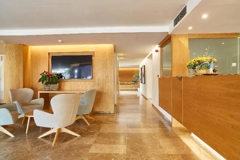 Invisa Aparthotel Casa Luis