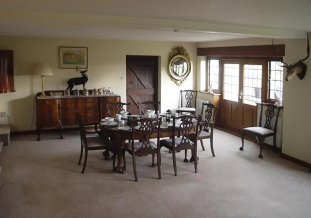 Pinkneys Court Mews