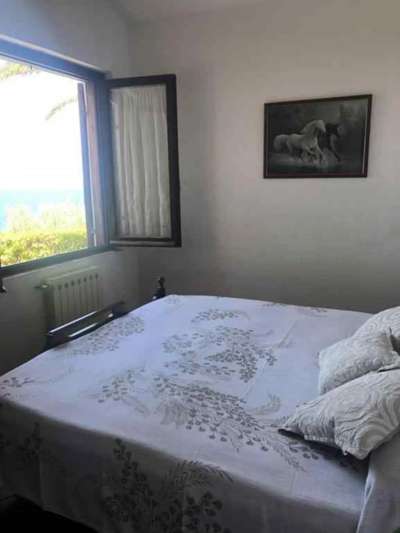Splendid Villa On the sea-Villa Rosa