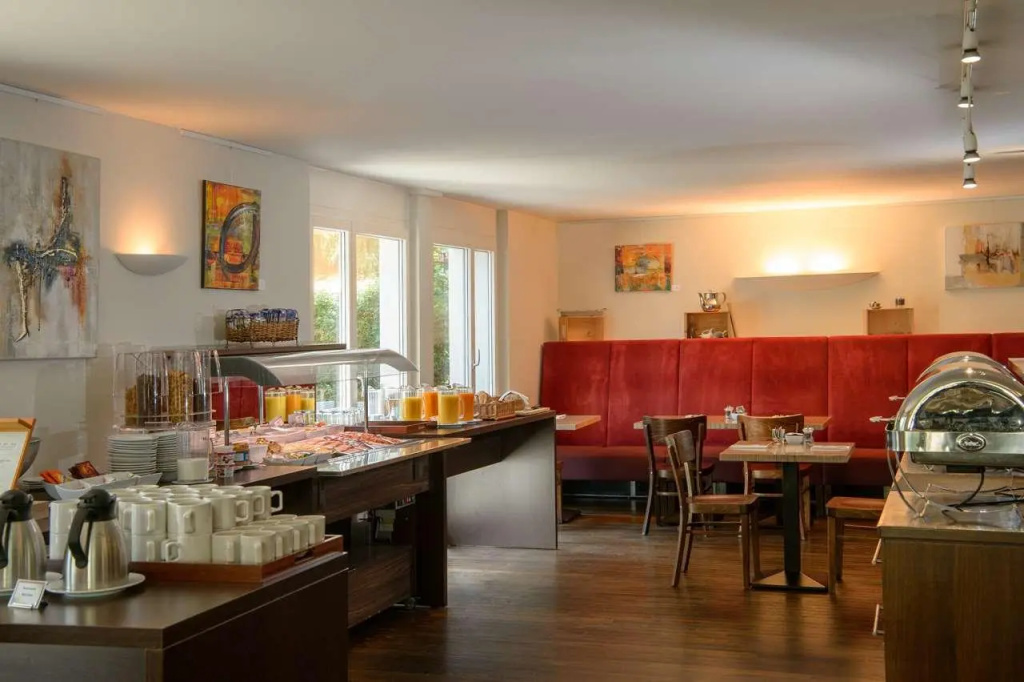Apart-Hotel Zurich Airport