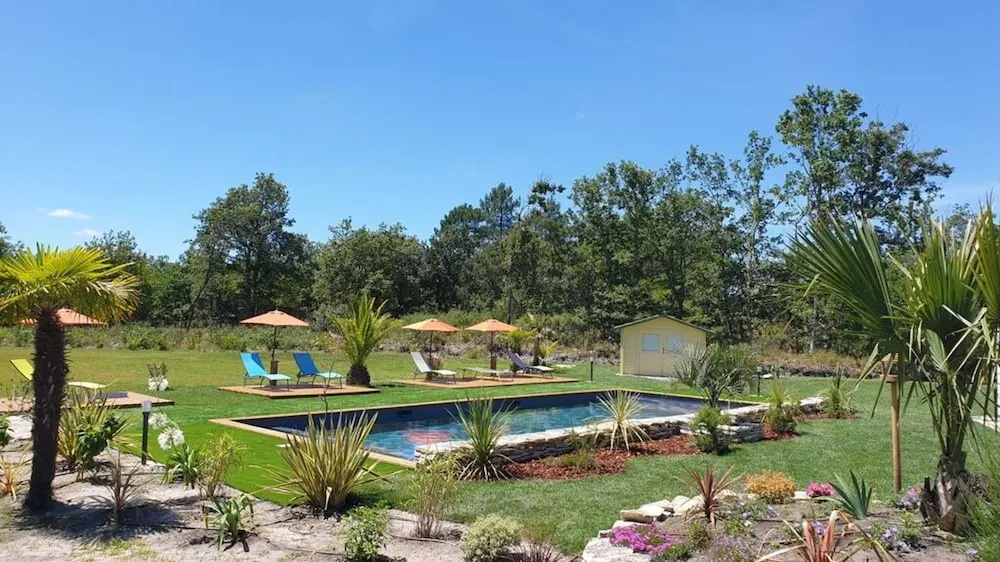 Suite up to 3 people with pool and terrace