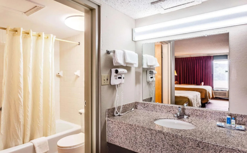Econo Lodge Renfro Valley
