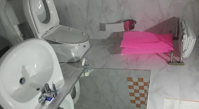Q Motel
