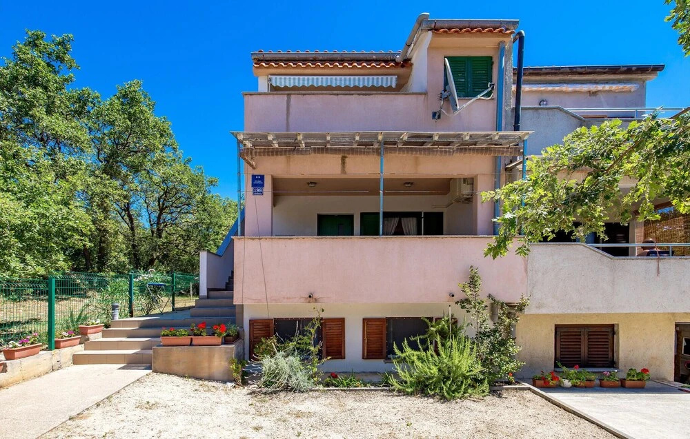 Beautiful Home in Potocnica With Wifi and 1 Bedrooms