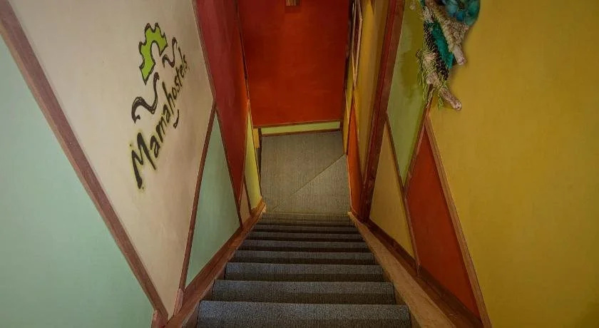 Mamahostels