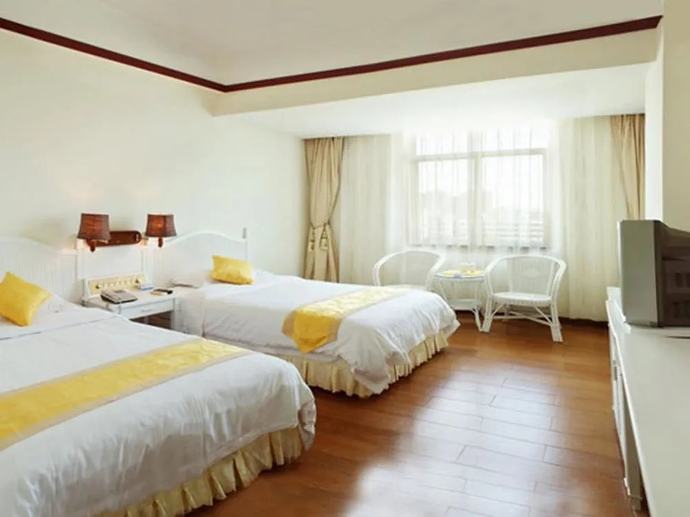 Haikou Huayuan Tiedao Hot Spring Hotel