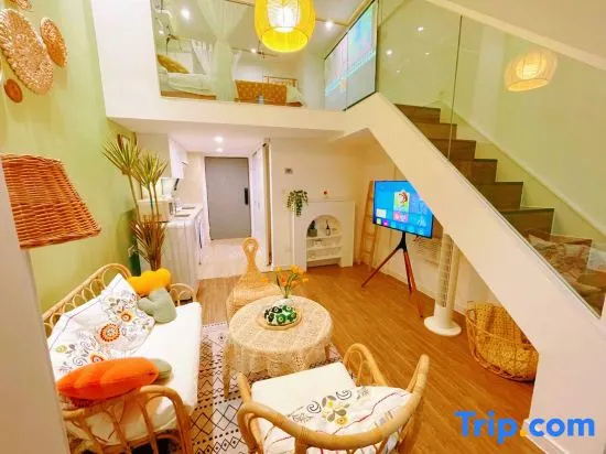 March and Cat Designer Apartments