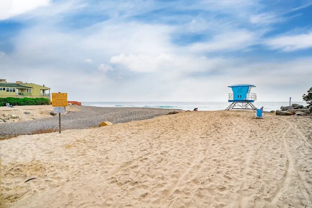Luxury Oceanfront Condo With Private Beach Access