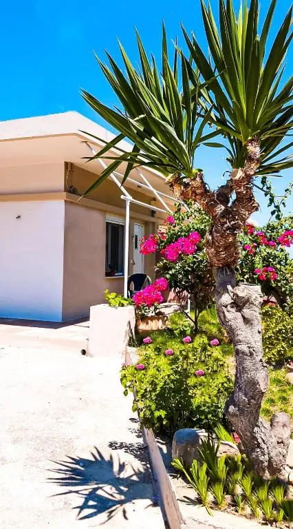 Yucca Studio, beautiful apartment with garden