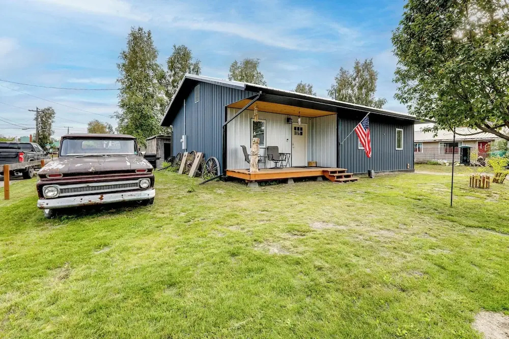 Walk to Dtwn: Dog-friendly Retreat in Fairbanks!