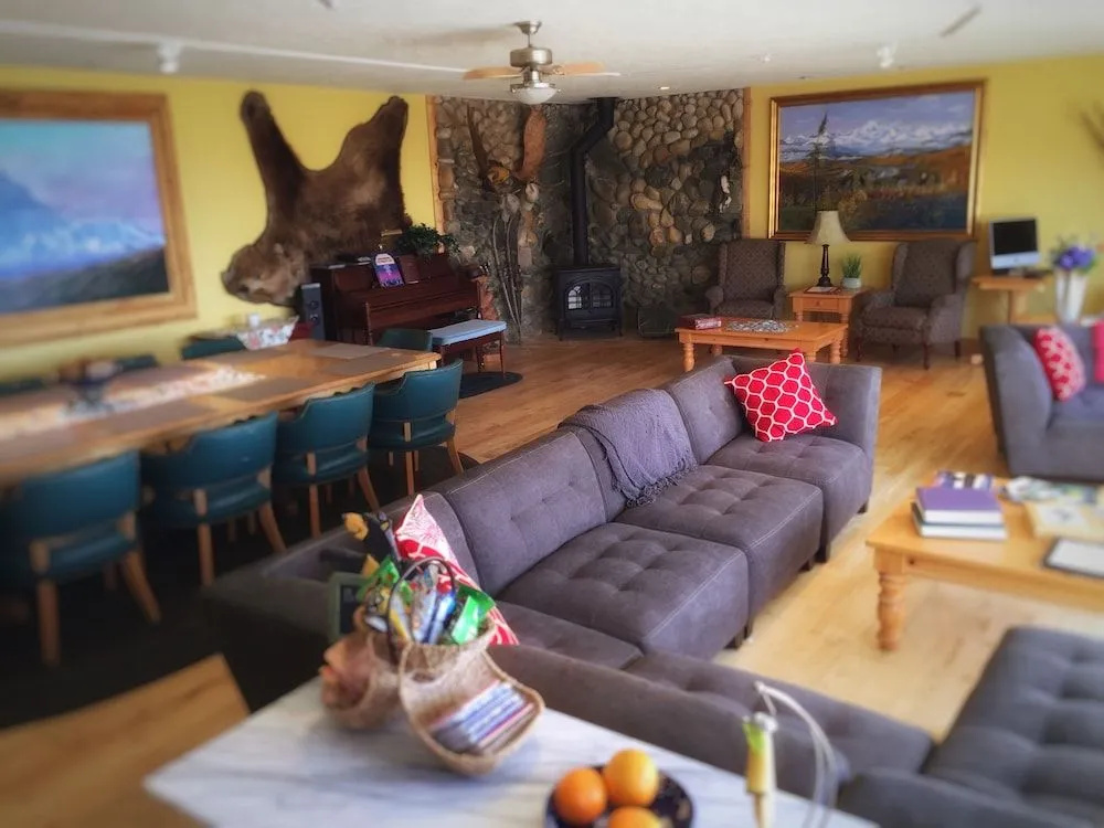 Pioneer Ridge B&B Inn