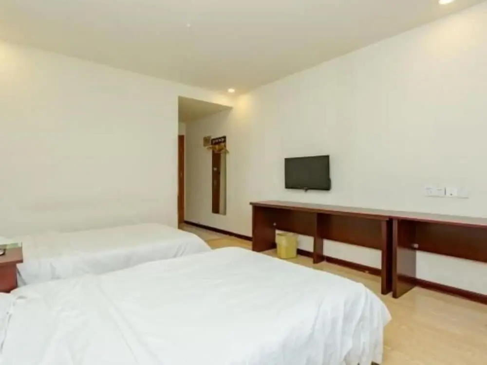GreenTree Alliance Jinan Licheng Town Yaohua Road Yaoqiang Airport Hotel