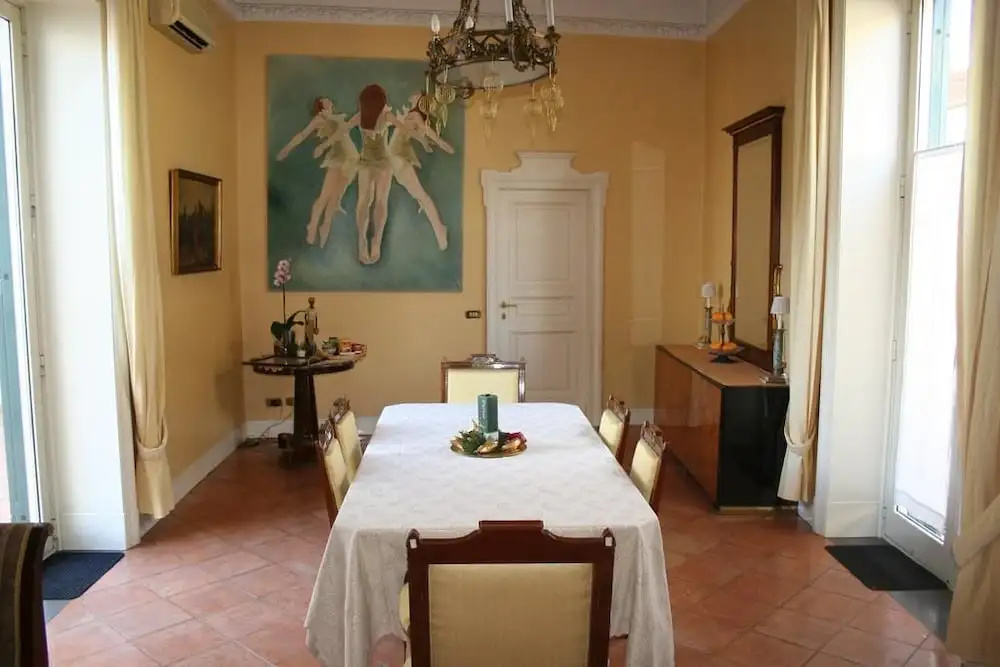 Home La Corte