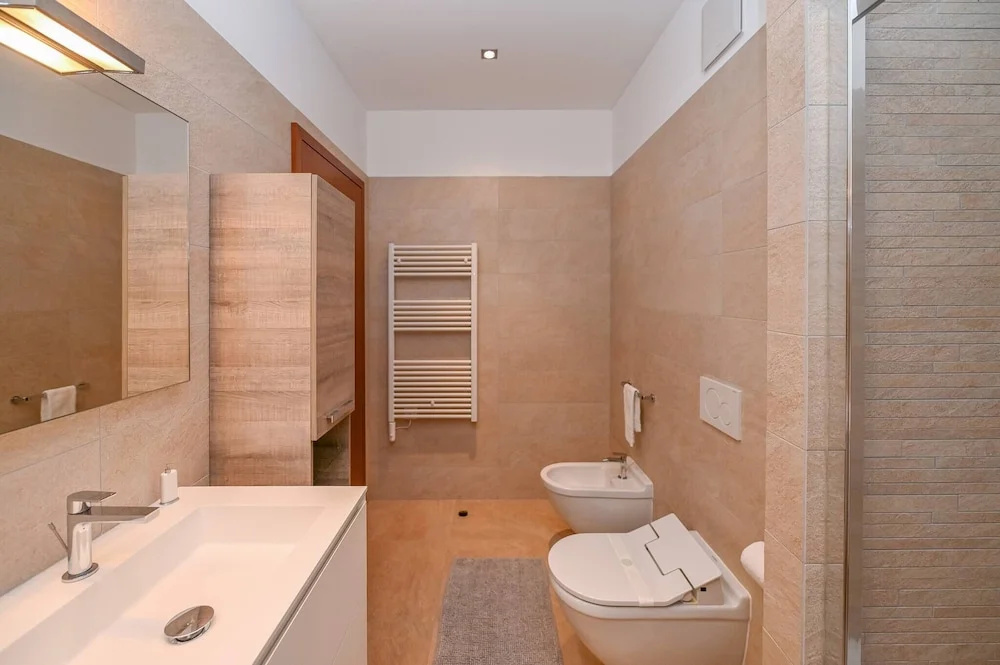 Lakeview 3 Bedroom Pico Penthouse in Lugano