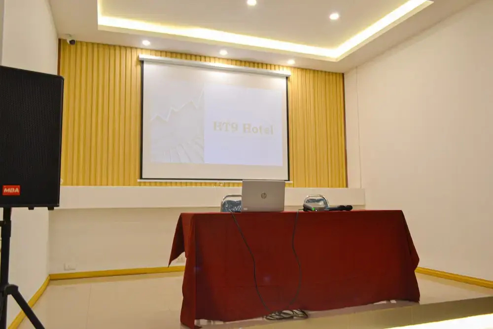 HT9 Hotel
