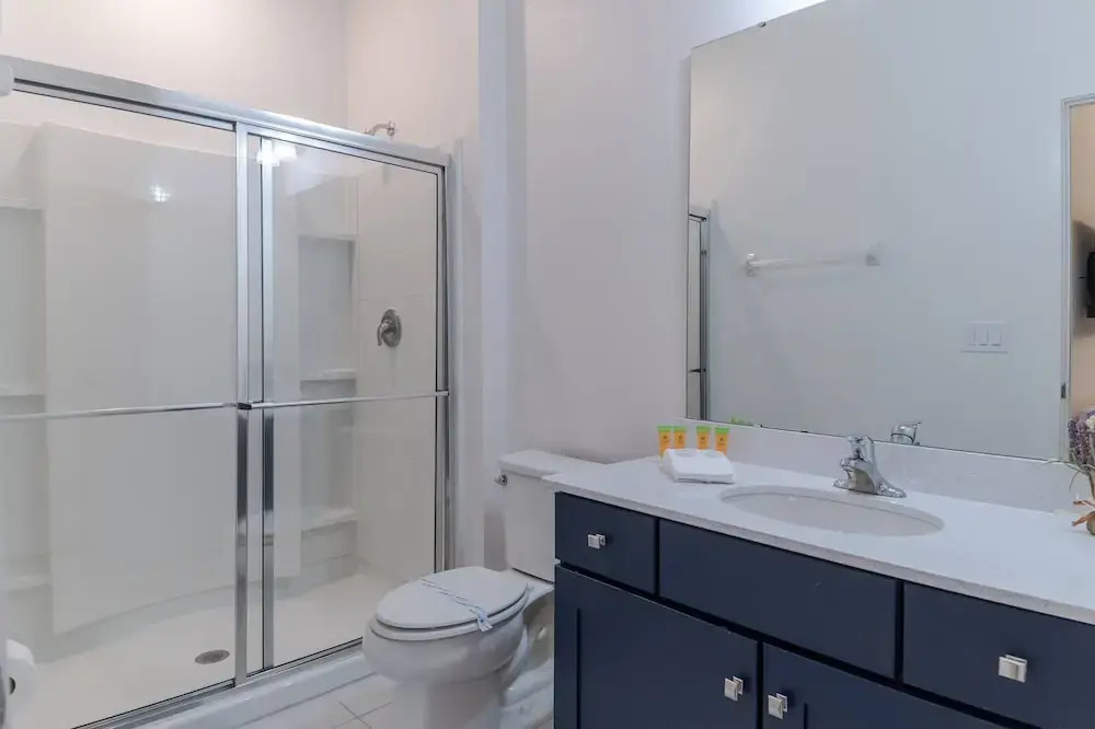 Sophisticated 9 Bedroom Close to Disney