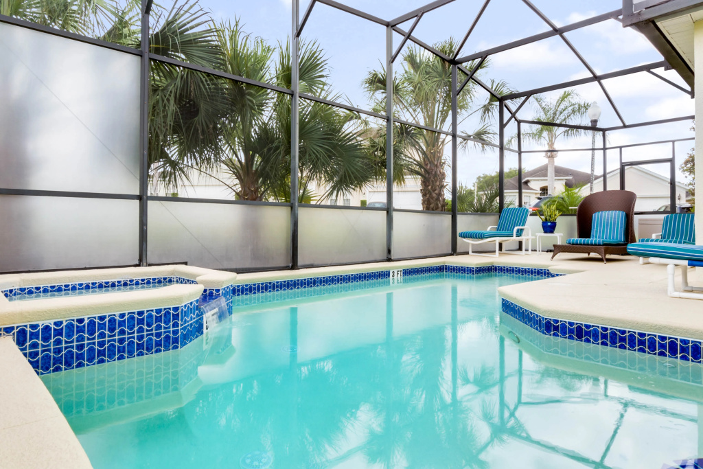 CP469D 4 beds pool and spa home with game room