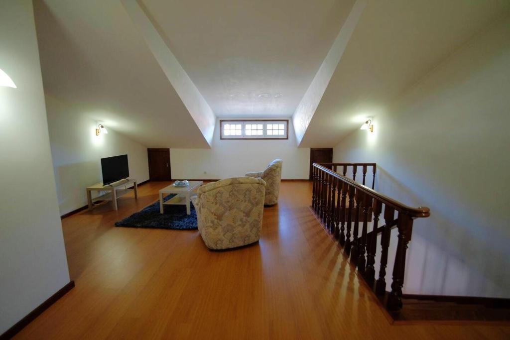 Spacious house in Santa Maria da Feira - 220 m² with city view