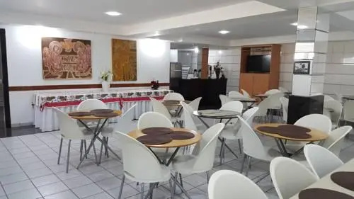 Hotel Job
