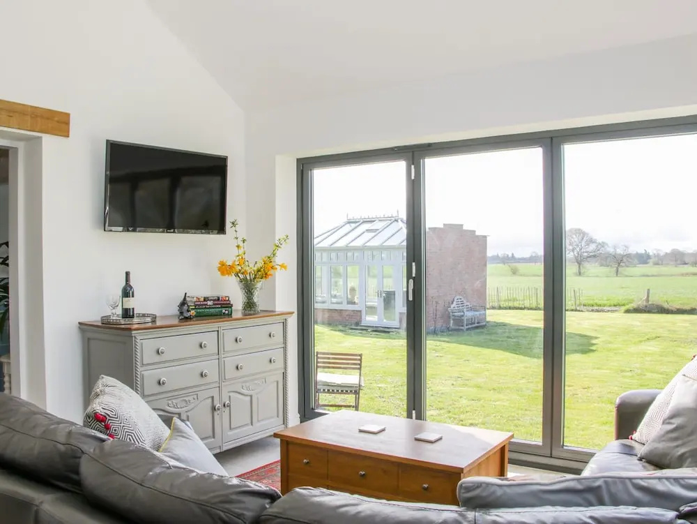 Vitula Cottage
